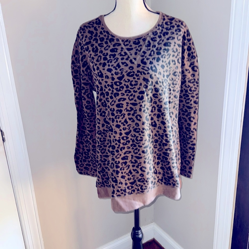 Animal print tee